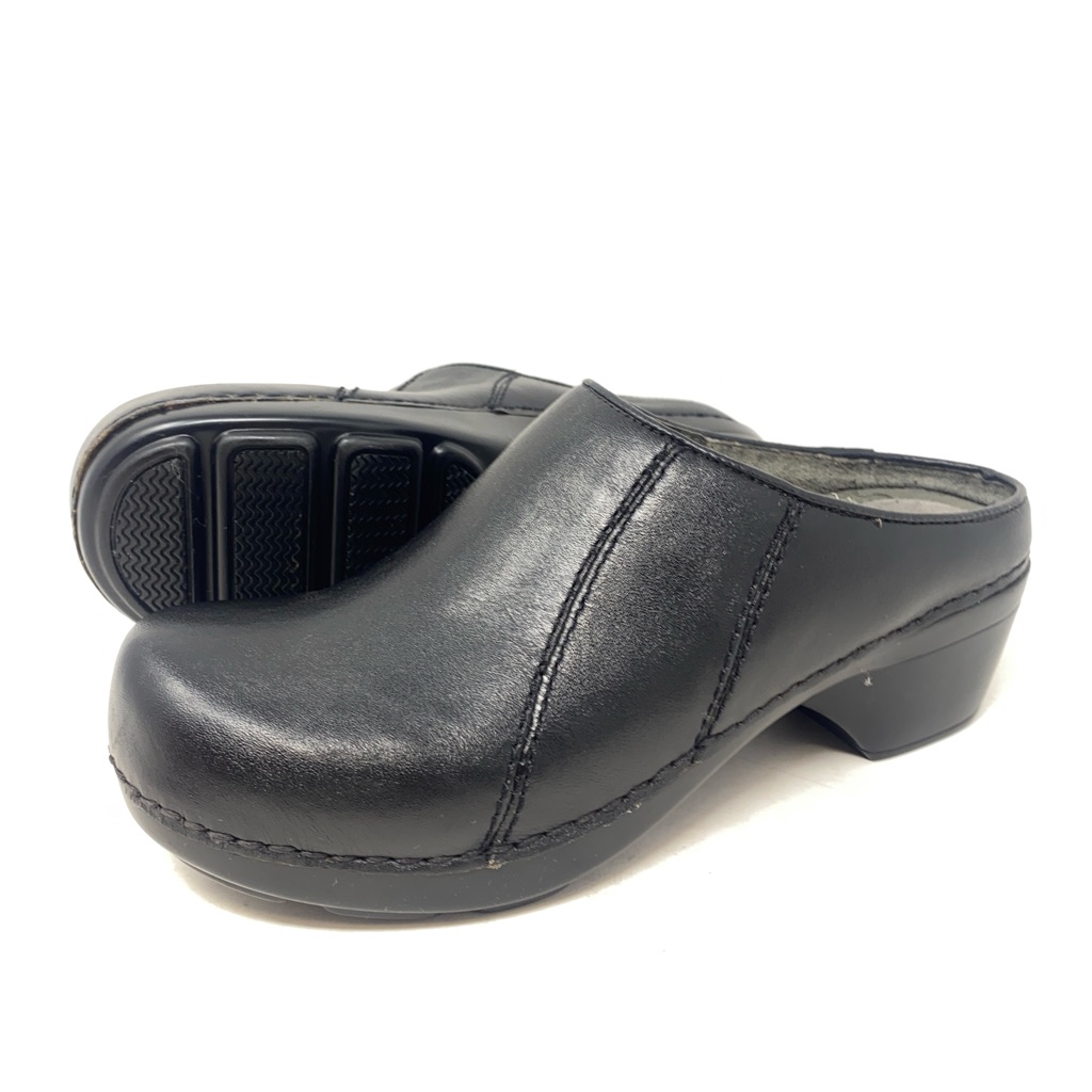 Dansko Black Suri Clogs. Size 36/Us 5.5-6